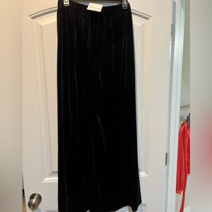 NWT BOUTIQUE ZENANA Velvet Vibes Wide Leg Pants size medium